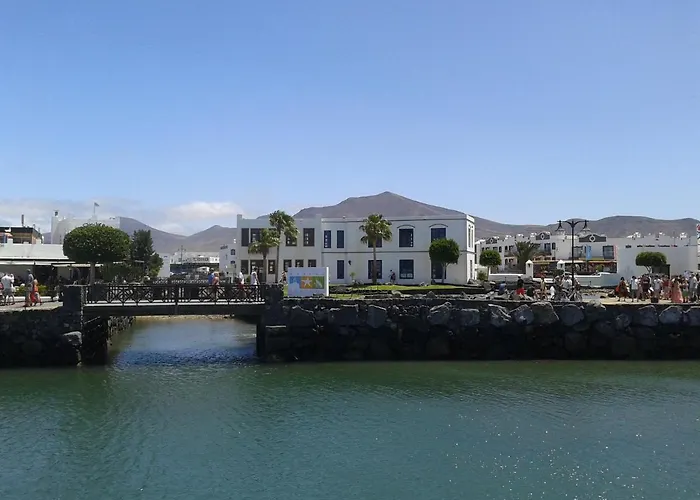 Casa Corvina Плайя-Бланка